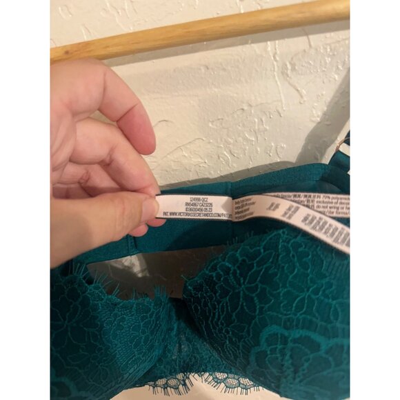 Victoria’s Secret Dream Angels Turquoise Lace Lined Demi Bra - Picture 9 of 13